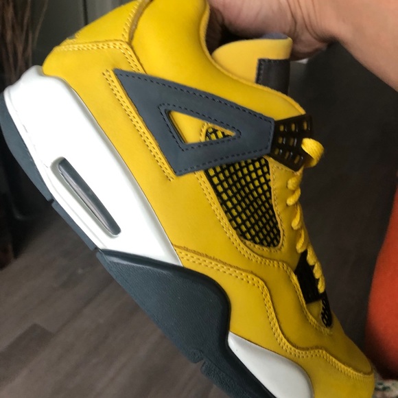 Jordan 4 lightning. Jordan 4 Doernbecher - Picture 8 of 11